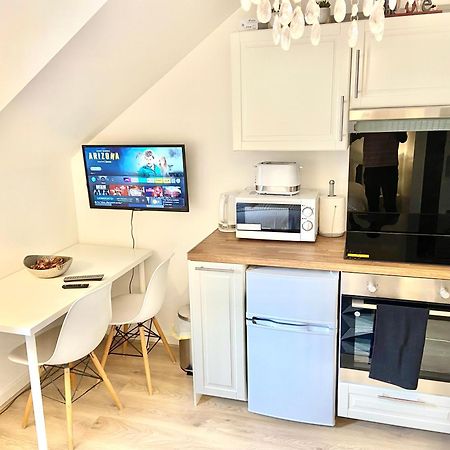 London Studio Self Contained, Newly Furbished Eksteriør bilde