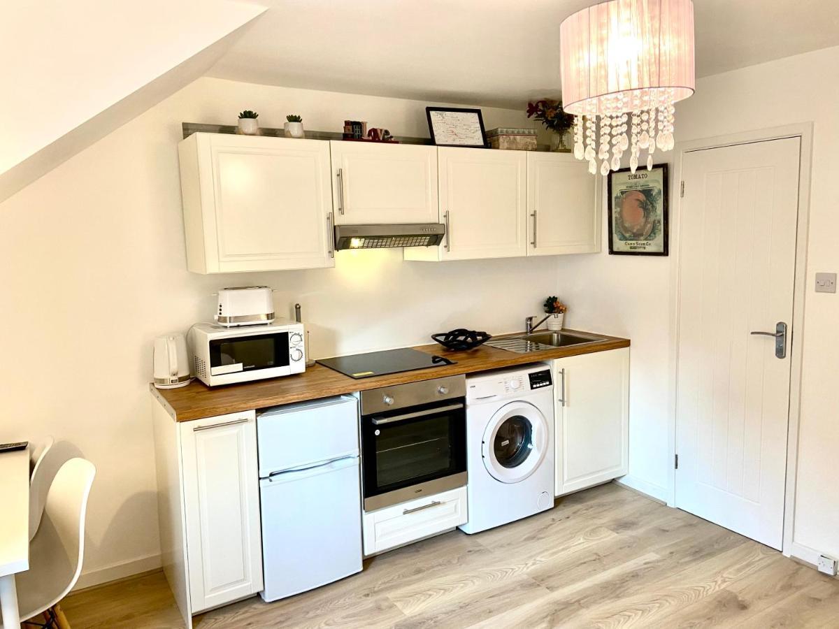 London Studio Self Contained, Newly Furbished Eksteriør bilde